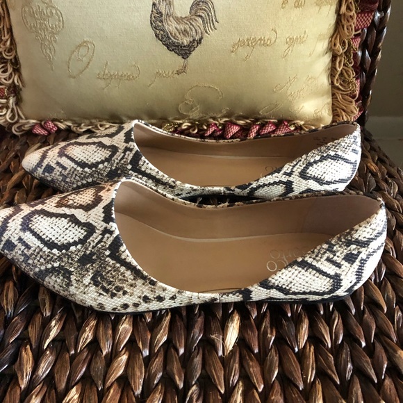 Franco Sarto Flats in Size 10M - Picture 4 of 7